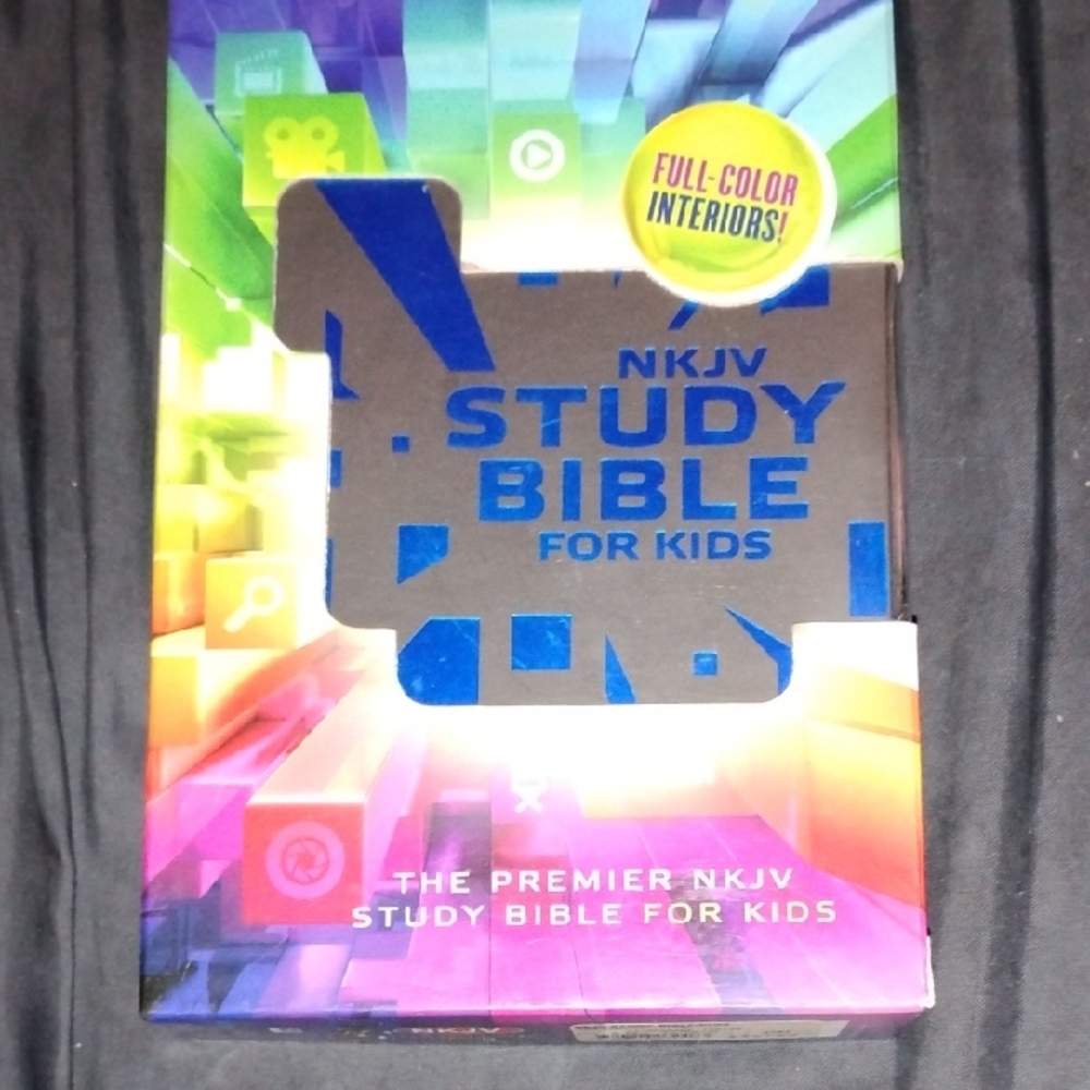 NKJV Study Bible for Kids - Colorful Edition